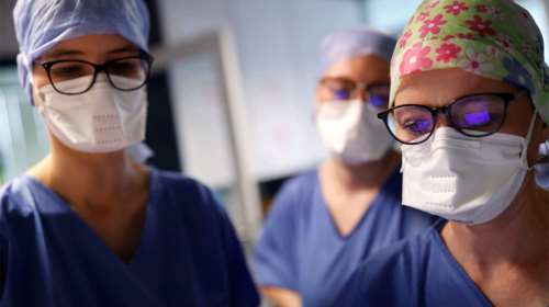 Κορονοϊός: 4.176 κρούσματα νέα κρούσματα - 39 θάνατοι και 240 διασωληνωμένοι