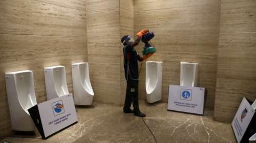 Κορονοϊός - Κινέζικη μελέτη: Μεγαλύτερος ο κίνδυνος εξάπλωσης εάν τραβάτε το καζανάκι με ανοικτό το καπάκι