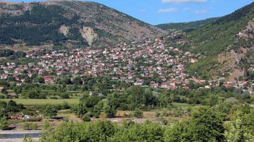 Ανησυχία στην Κόνιτσα για δεύτερη &quot;Μαλεσίνα&quot;: Έχει μολυνθεί με κορονοϊό το μισό χωριό