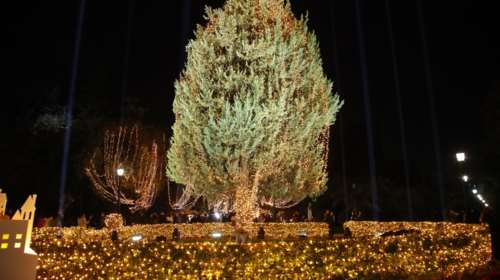 Το Χριστουγεννιάτικο Χωριό στο Πεδίον του Άρεως  ανοίγει τις πύλες του αύριο