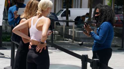 Ο κορονοϊός είναι ακόμα εδώ: Ρεκόρ νέων κρουσμάτων σε όλο τον κόσμο - 183.000 σε ένα 24ωρο