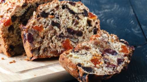 Το πιο εύκολο κέικ φρούτων – Με 3 υλικά