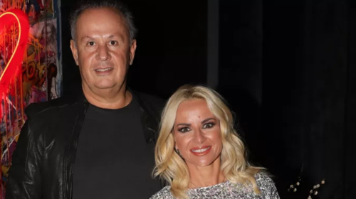 Μαρία Μπεκατώρου: Με μίνι φόρεμα σε σπάνια βραδινή έξοδο με τον σύζυγό της, Αντώνη Αλεβιζόπουλο