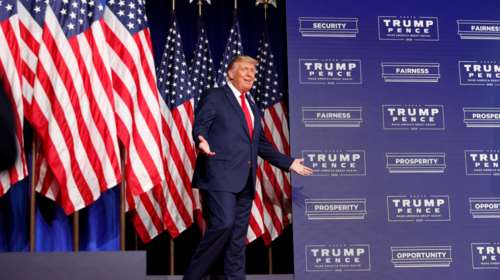 Εκλογές ΗΠΑ: Τα &quot;ρέστα&quot; του δίνει ο Τραμπ για να κερδίσει τους Αφροαμερικανούς ψηφοφόρους