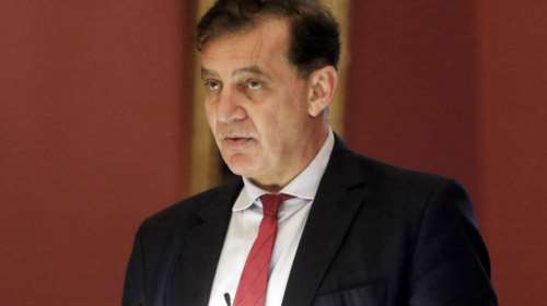 Θάνος Δημόπουλος: Τα συμπτώματα του κορονοϊού και ποιοι κινδυνεύουν περισσότερο