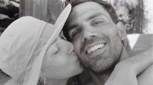 It's official! Επιβεβαίωσαν τη σχέση τους με ένα story στο Instagram