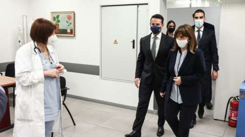 Κατερίνα Σακελλαροπούλου: Έκανε την 3η δόση η Πρόεδρος - &quot;Η έξοδος από την υγειονομική κρίση είναι πια δική μας επιλογή&quot;