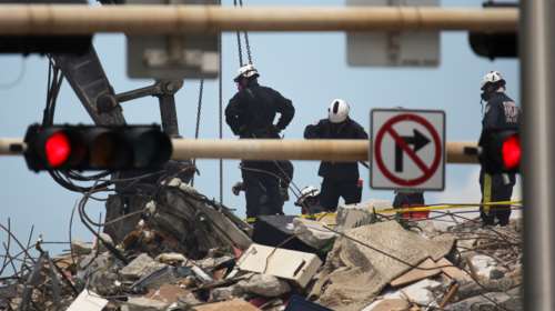 Μαϊάμι: Θρίλερ με Έλληνα 21 ετών που αγνοείται στα συντρίμμια της πολυκατοικίας που κατέρρευσε
