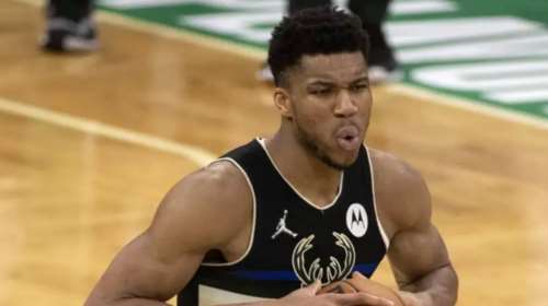 Μπακς – Σέλτικς 131-125: 11η σερί νίκη με Γιάννη και Χόλιντεϊ (hls)