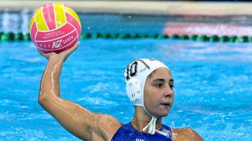 Εντυπωσιακή η εθνική πόλο γυναικών, νίκησε 15-10 την Ιταλία και πέρασε στα ημιτελικά