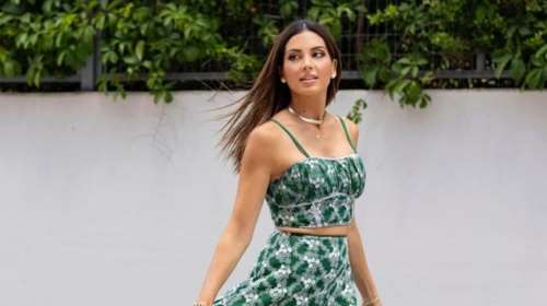 Η Σταματίνα Τσιμτσιλή ταξίδεψε στη Σύμη: Η τρυφερή φωτογραφία με τα τρία παιδιά της στη θάλασσα