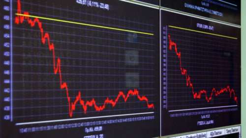 Νέο ρεκόρ &quot;σπάει&quot; η Ελλάδα - Στα χαμηλότερα επίπεδα από το 2008 το ελληνικό spread