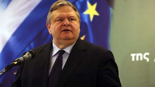 Βενιζέλος: O σεβασμός του Συντάγματος προηγείται της αναθεώρησής του