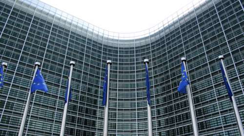 Κομισιόν: Στηριζόμαστε στον EMA για τα εμβόλιά μας - Για αποτελεσματικότητα και ασφάλεια