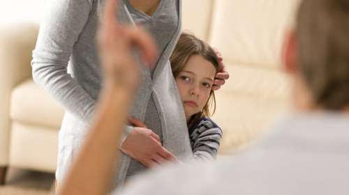 ΟΗΕ: Έκκληση να προστατευθούν οι γυναίκες από τα φαινόμενα της ενδοοικογενειακής βίας