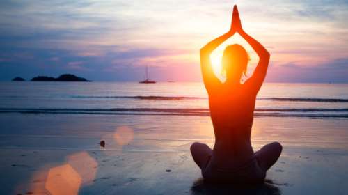 Η Εκκλησία τα έβαλε τώρα με τη γιόγκα: Δεν έχει καμία θέση στη ζωή των χριστιανών