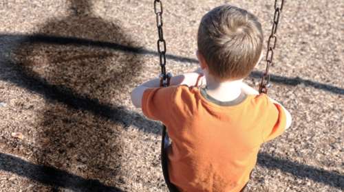 Πάτρα: Το 7χρονο αγοράκι βρέθηκε να τριγυρνά στους δρόμους – Το έσκασε γιατί του έλειπε η μητέρα του