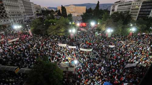 Μάχη για τους αναποφάσιστους από την Ομόνοια έως την Κρήτη