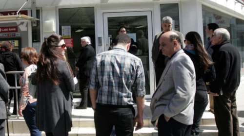 Έλληνες καταθέτες ζητούν 120 εκ. από την Κύπρο για το κούρεμα