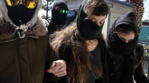 Αποφυλακίζεται η Εύη Στατήρη,σύντροφος του Τσάκαλου των Πυρήνων της Φωτιάς