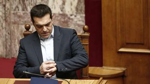 Για το προσφυγικό απαντά σε λίγο στη Βουλή ο Τσίπρας