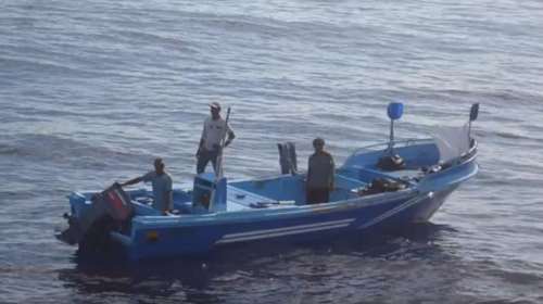 Αληθινό survivor μεσοπέλαγα: χωρίς φαγητό &amp; νερό 1 μήνα ΒΙΝΤΕΟ