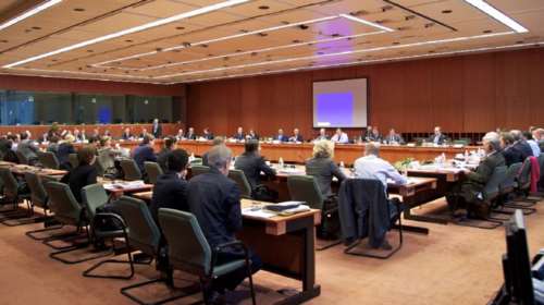 Στο ίδιο θρίλερ θεατές:Αθήνα - Βρυξέλλες σε χαρακώματα
