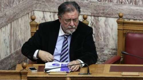 Καλούν στη Βουλή τον Πανούση και τον διοικητή της ΕΥΠ