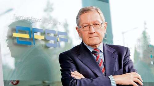 Ρέγκλινγκ:  Το ελληνικό χρέος δεν θέλει κούρεμα, είναι βιώσιμο