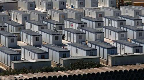 Στήνει σκηνές και κοντέινερ για τους πρόσφυγες η Φινλανδία