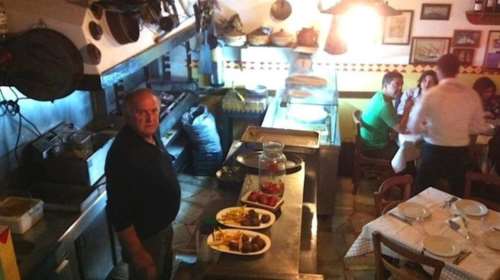 Εγκλημα στην Υδρα: Ελεύθερος με νόμο Παρασκευόπουλου ο αρχηγός της σπείρας