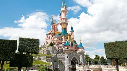 Kλείνει η Disneyland στο Παρίσι λόγω των δραματικών γεγονότων