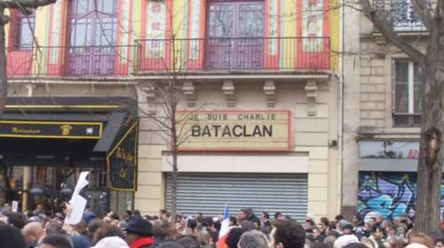 Όταν το Bataclan θρηνούσε για το Charlie Hebdo