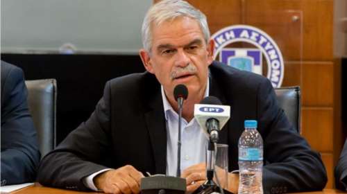 Παρέμεινε αλλά ως Νο2 ο Σταυρόπουλος στις Εσωτερικές Υποθέσεις μετά το σάλο