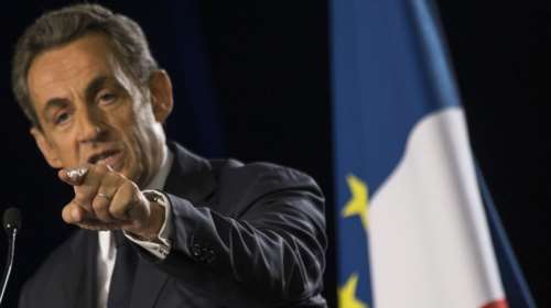 Σαρκοζί κατά Ολάντ: Χάθηκε πολύς χρόνος, πάρε μέτρα