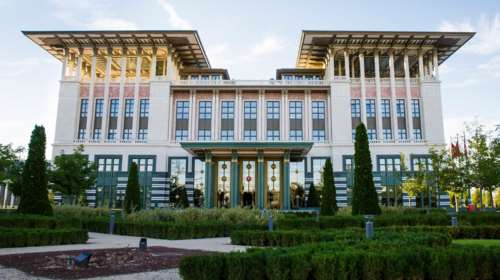 Το βασιλικό δείπνο Ερντογάν στην ελληνική αντιπροσωπεία