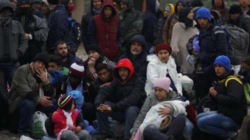 Συναγερμός στο Μαξίμου για το προσφυγικό - Ευρεία σύσκεψη υπό τον Τσίπρα