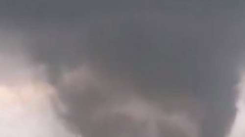 Ανεμοστρόβιλος τα σήκωσε όλα στην Κέρκυρα