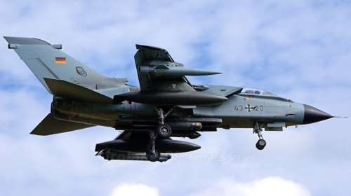 Αναγνωριστικά αεροσκάφη στέλνει στη Συρία και η Γερμανία