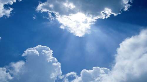 Καλός καιρός με θερμοκρασία έως τους 17 βαθμούς