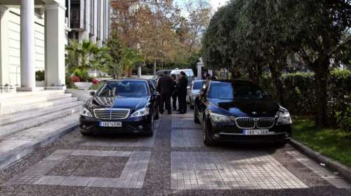 Μειώσεις στο κονδύλιο για βουλευτικά Ι.Χ. και κινητά