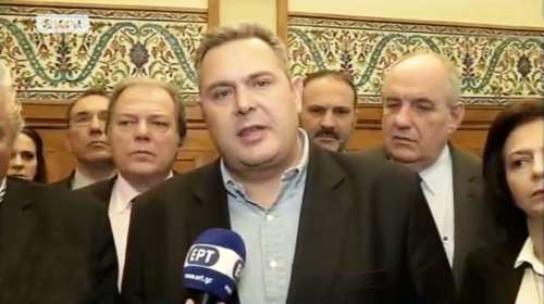 Στροφή Καμμένου: Στηρίζω Τσίπρα, επιμένω για Μουζάλα