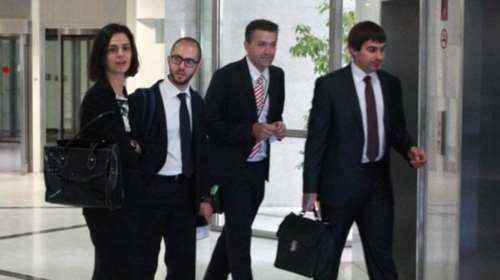 Φεύγει το κουαρτέτο χωρίς συμφωνία, πάει να κάνει Πάσχα