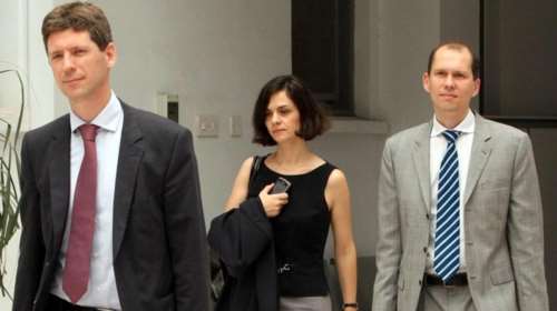 Σε κρίσιμη καμπή η διαπραγμάτευση με τους δανειστές λίγο πριν αναχωρήσουν