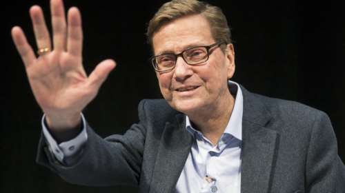 Η γκάφα της ΕΡΤ για το θάνατο του Βεστερβέλε και τη σύζυγό του ενώ ήταν gay