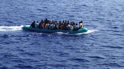 Σουρωτήρι το Αιγαίο: Δουλέμποροι μετέφεραν Σομαλούς μετανάστες στην Ανδρο