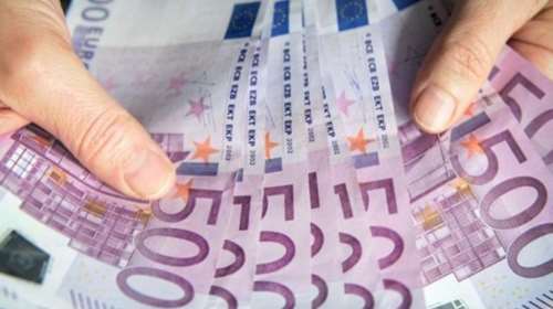 «Φακέλωμα» για όσους ανταλλάσουν 500ευρα