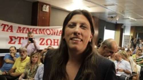 Με έξι tweets η Ζωή πυροβολεί Τσίπρα για τη συμφωνία