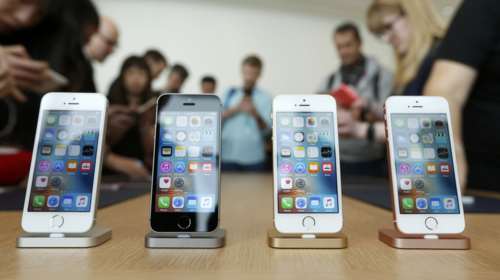 Αυτά είναι τα νέα iPhone SE που παρουσίασε η Apple