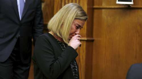 Τα δάκρυα της Μογκερίνι για τις τρομοκρατικές επιθέσεις